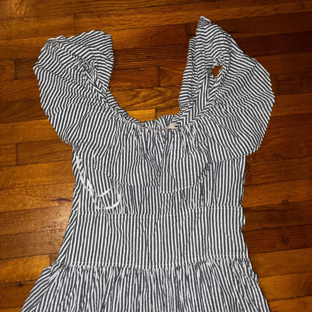 Tory Burch Seersucker Stripe Eyelet Midi Dress Navy White Off Shoulder Size 12